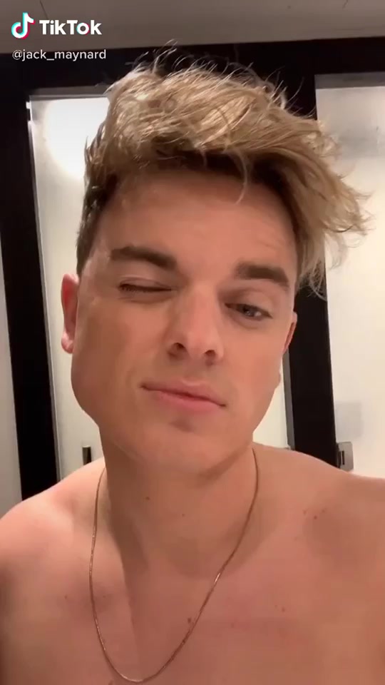 @He&rsquo;s so fit xx