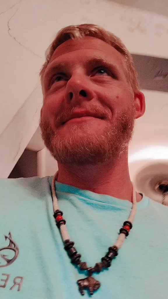@Dillonclarkson+Busybee7788