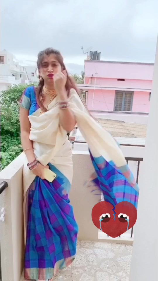 @navya gowda