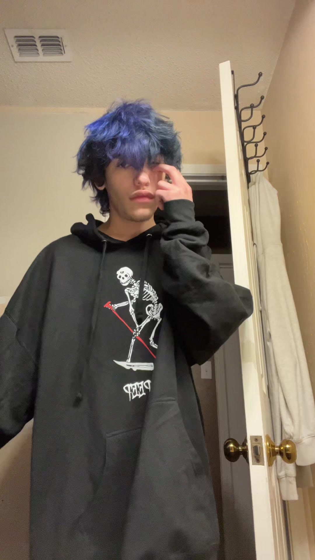 @𝔰𝔶