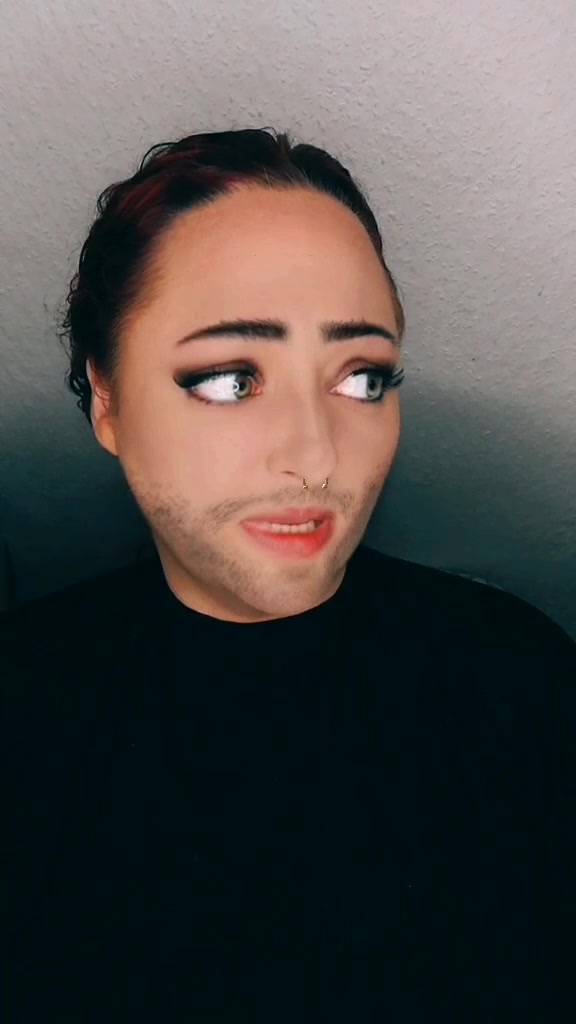 @𝓜𝓻𝓼𝓡𝓮𝓭𝓱𝓮𝓪𝓭