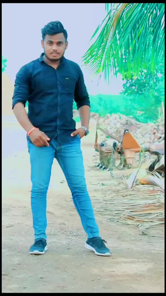 @😎The Comrade 💪