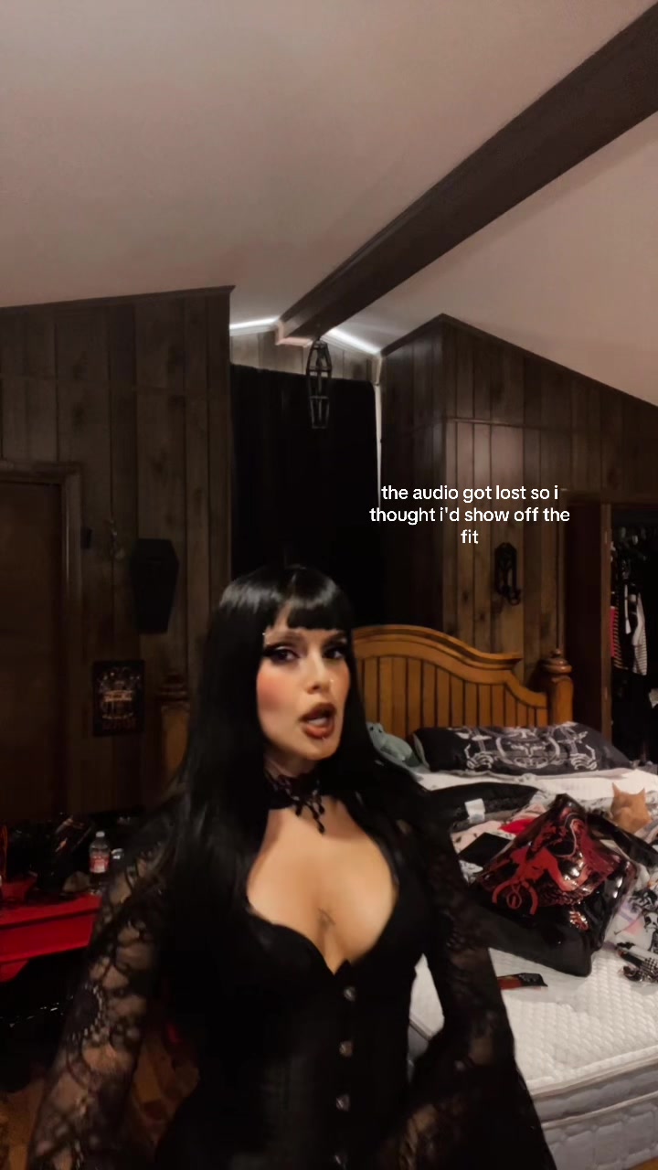 @macabrecvtie