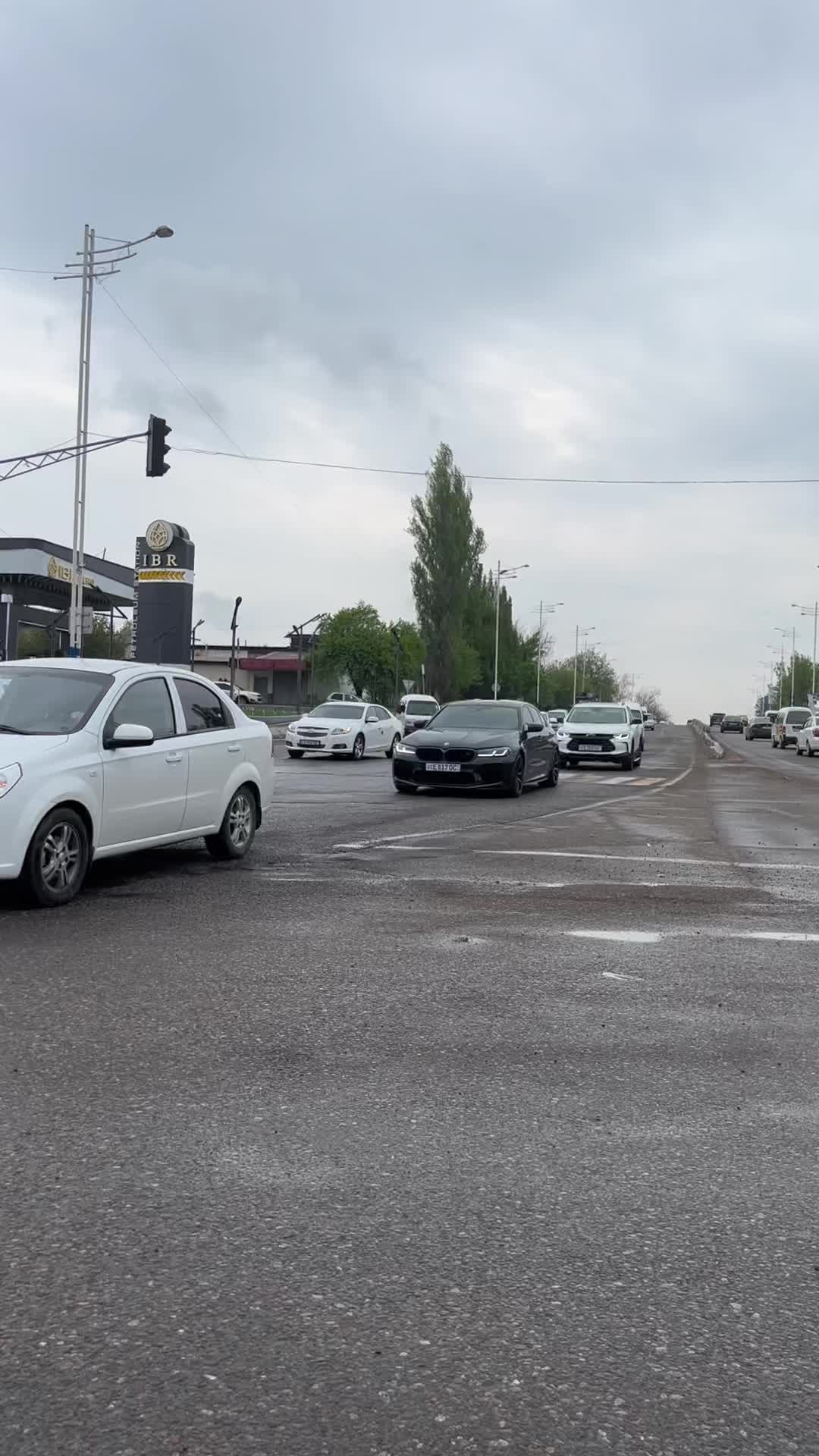 @LUXURYCARSSUZZ