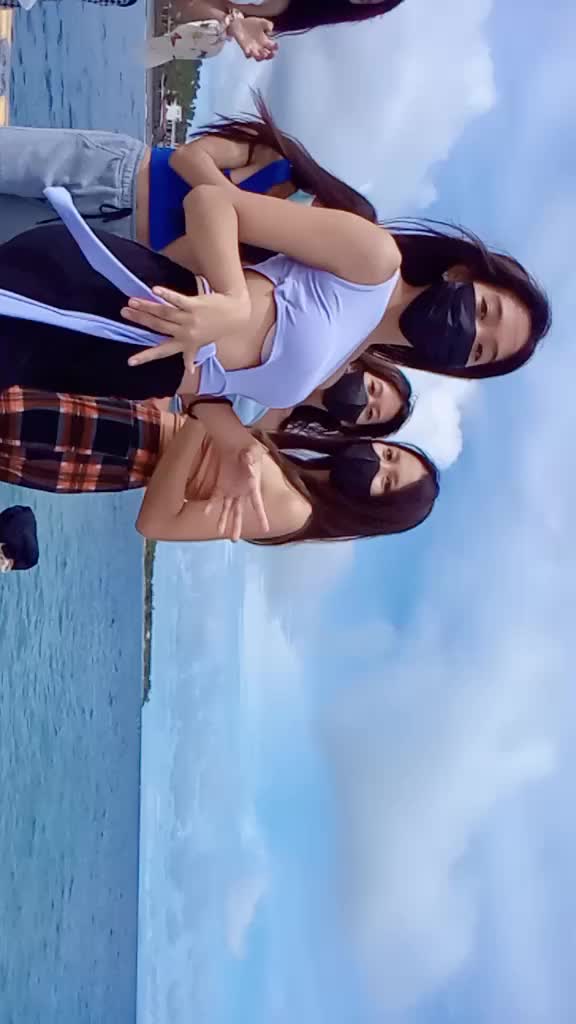 @👯♀️