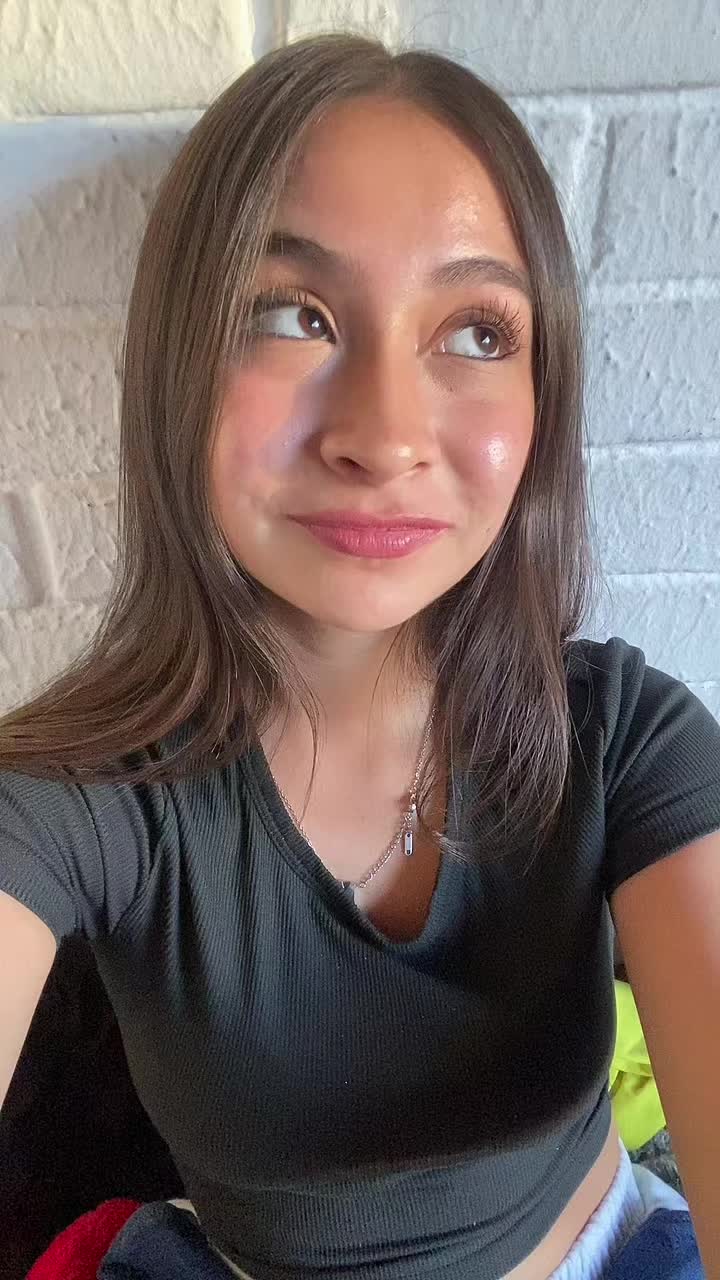 @karlaaaa