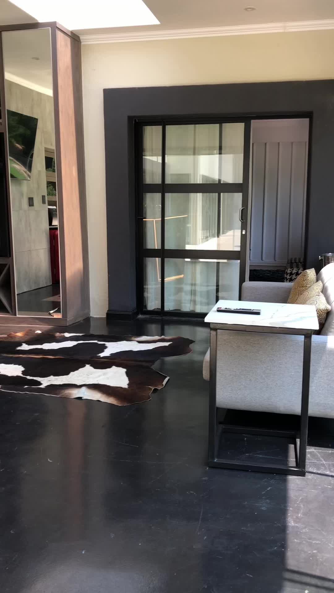 @DeNic Cabinets