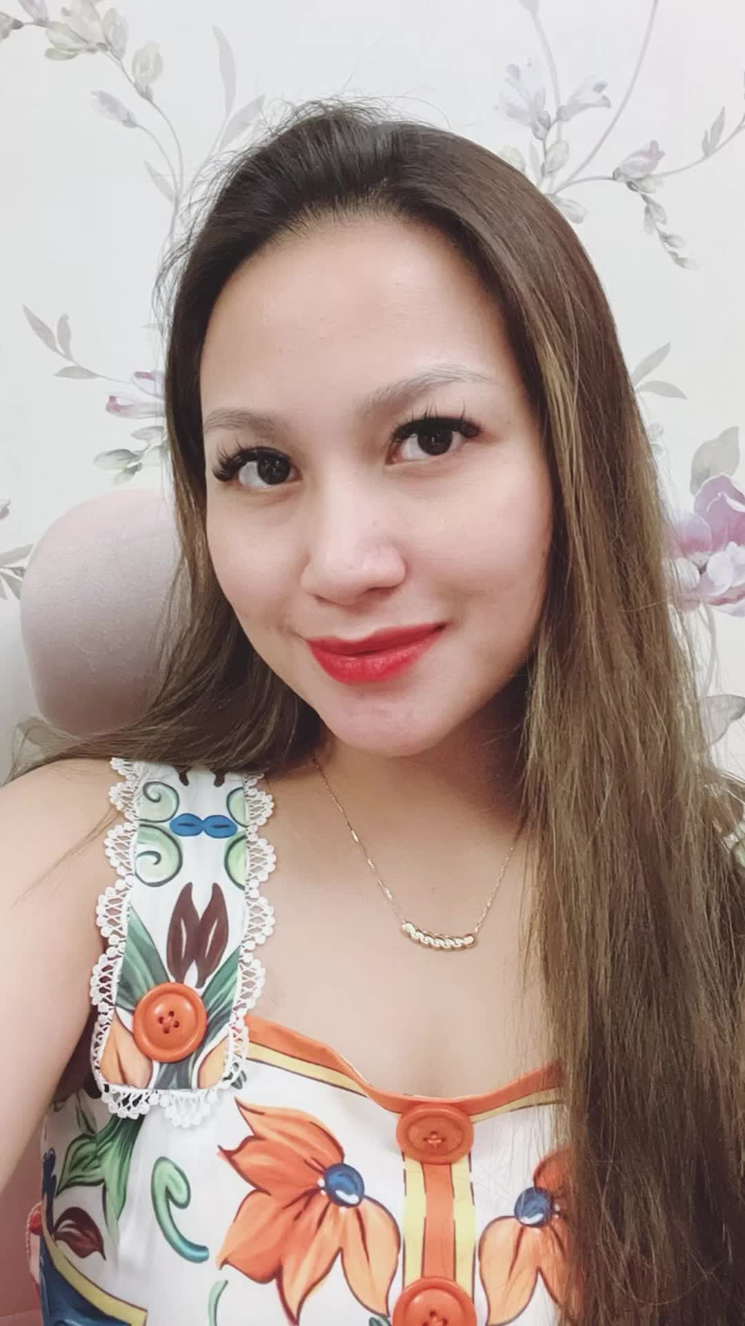 @Veronica Claire Luxury