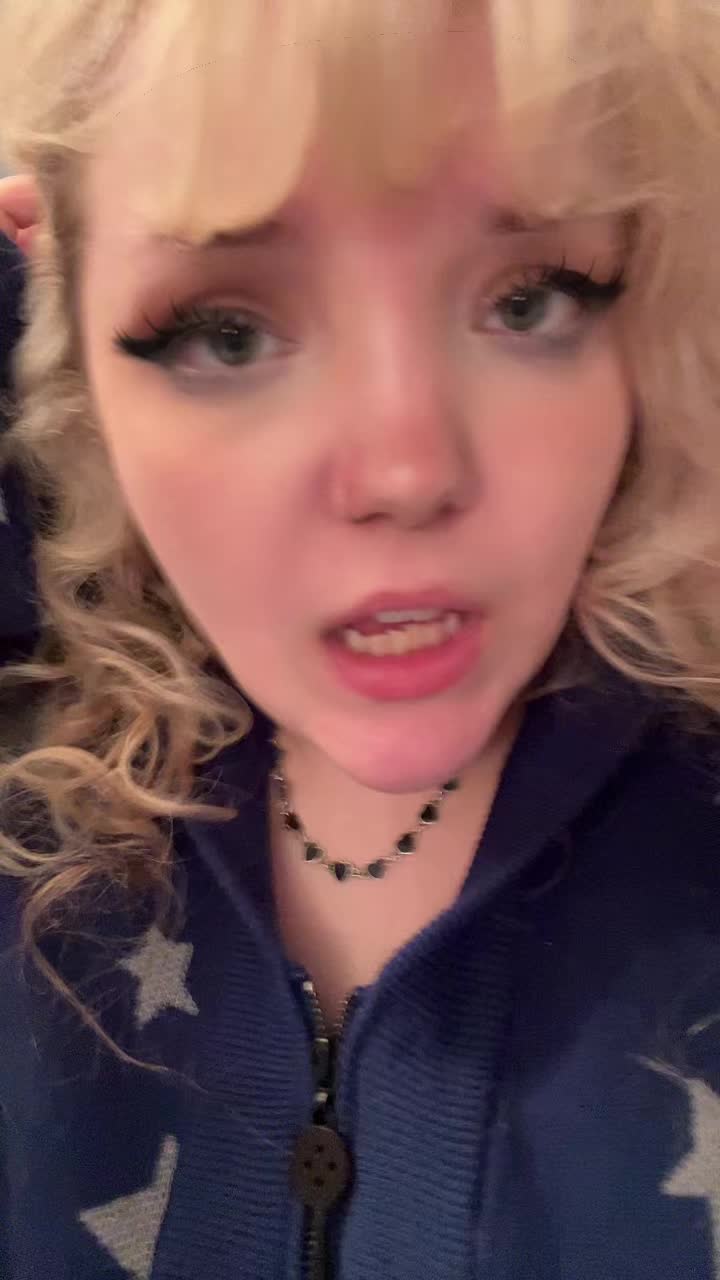 @Em 🖤
