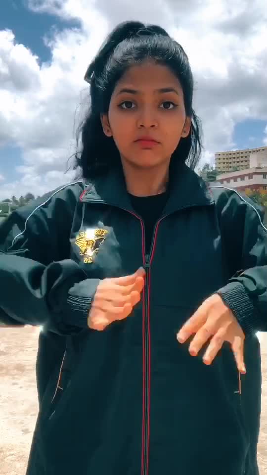 @Vani👑