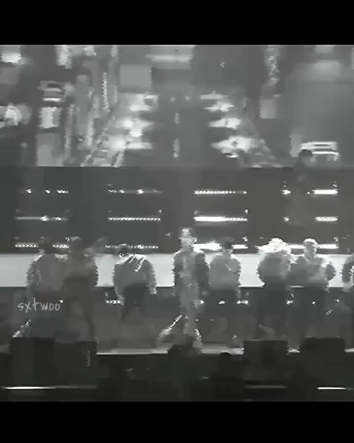 @٭
