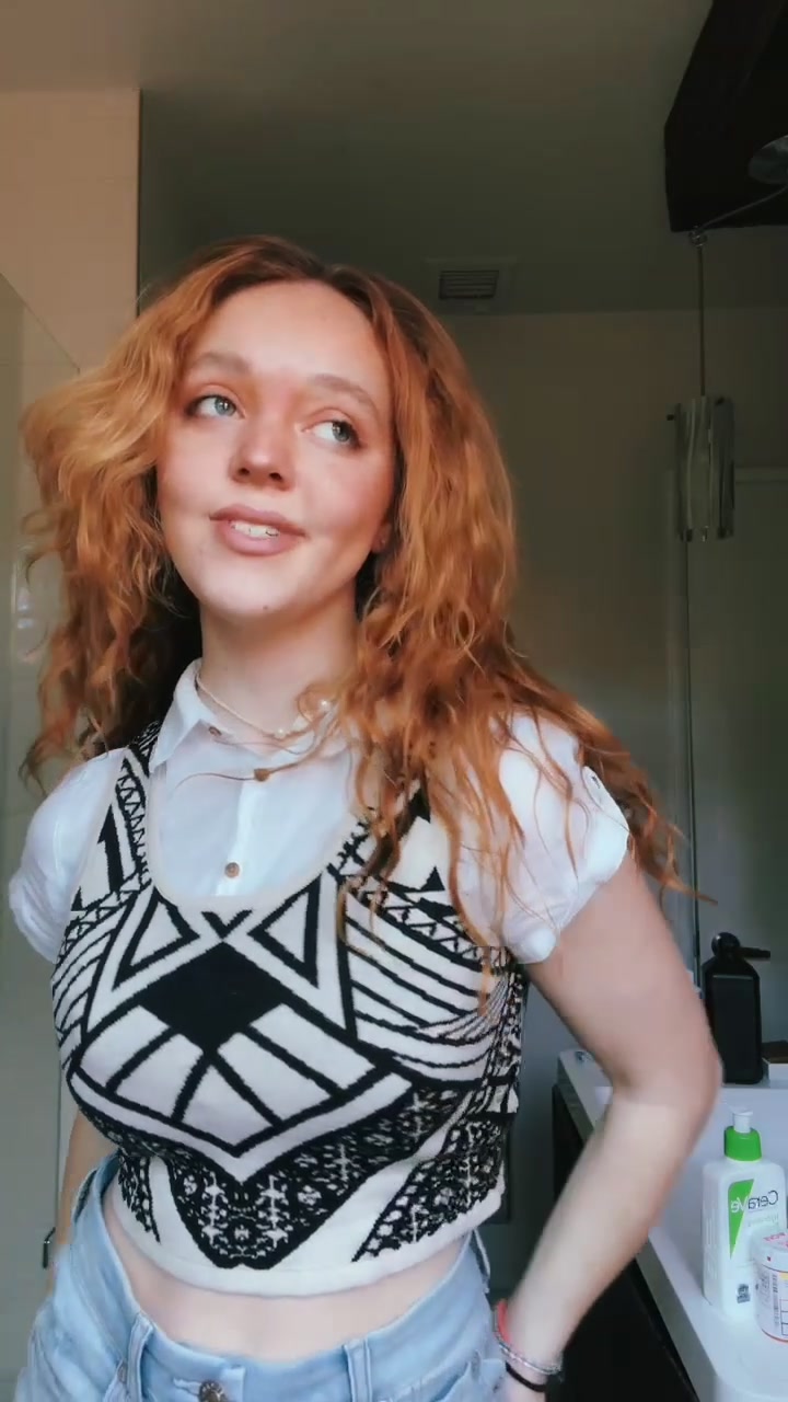 @LilyMaeSilverstein