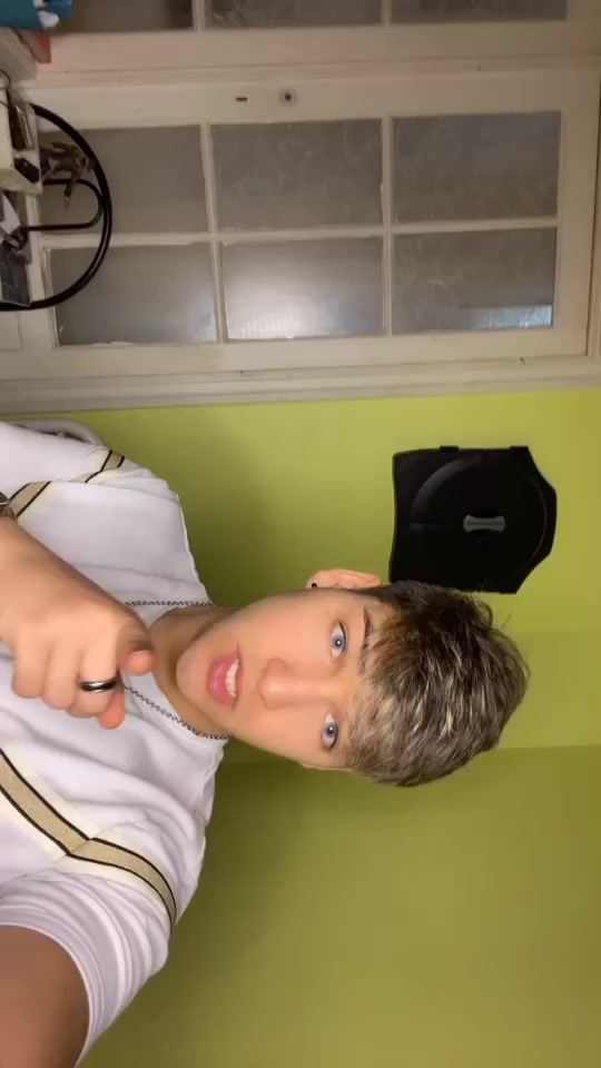@Dit l&rsquo;&acirc;ne 😂