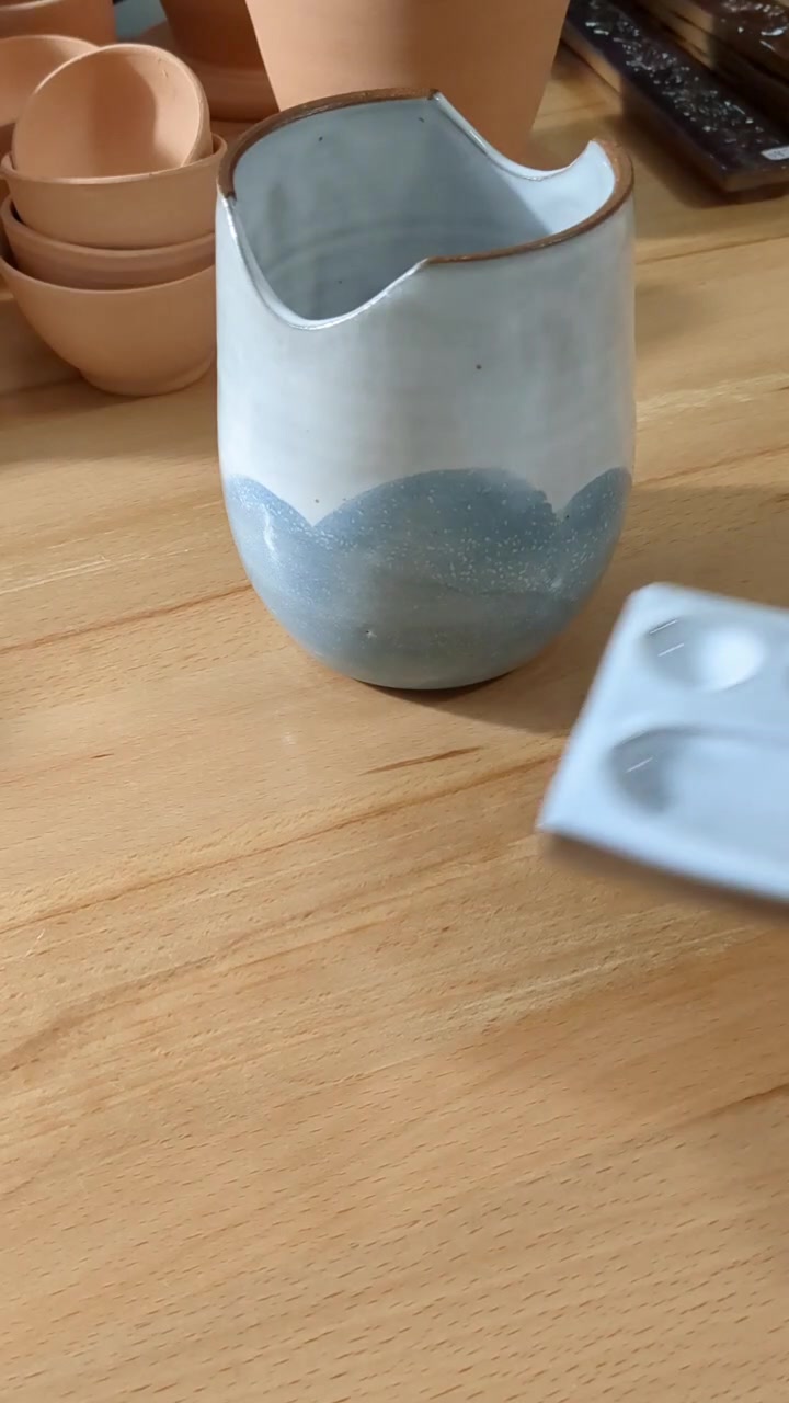 @Sad Radish Pottery