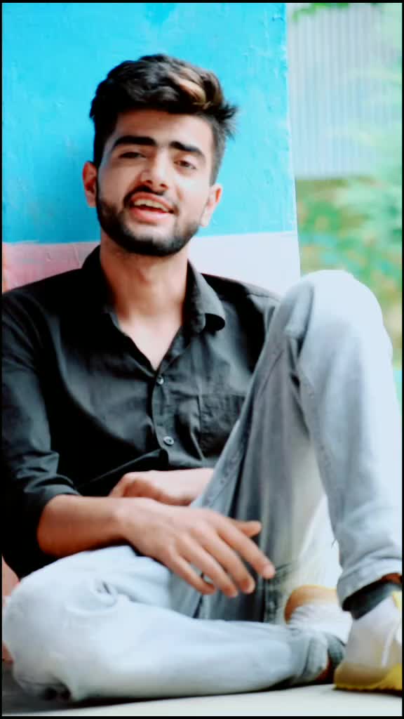@😊SMILE KING👑