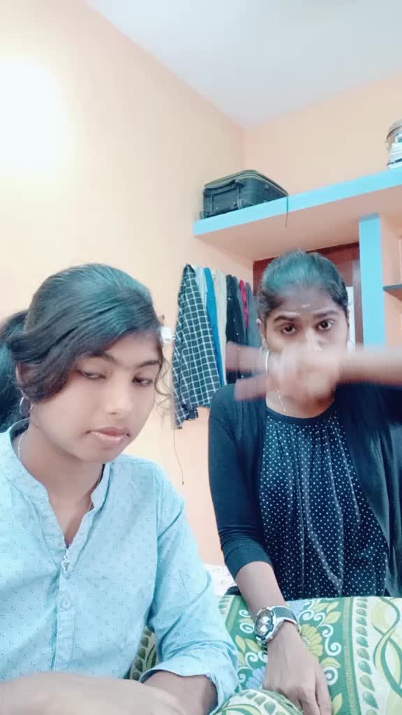 @Keerthana Kumar 😎