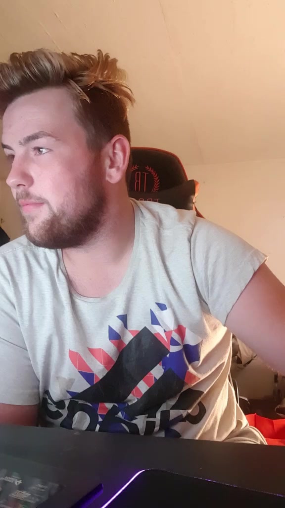 @Max Groß