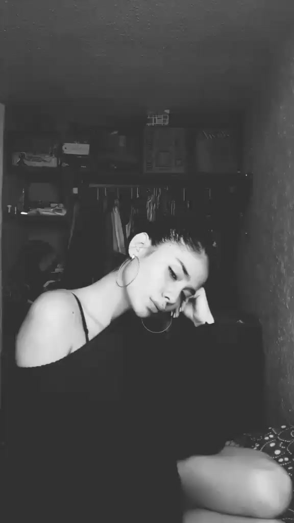 @Esmeralda01