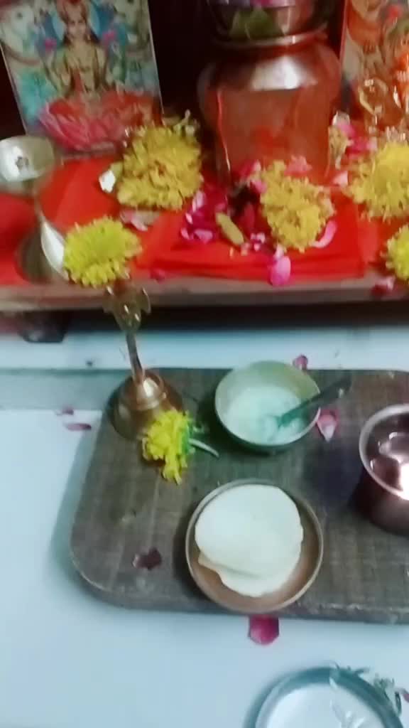 @Mona (Nandini)🦋