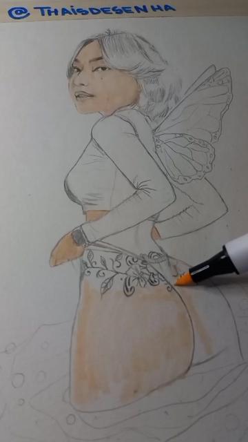 @Thais Desenha