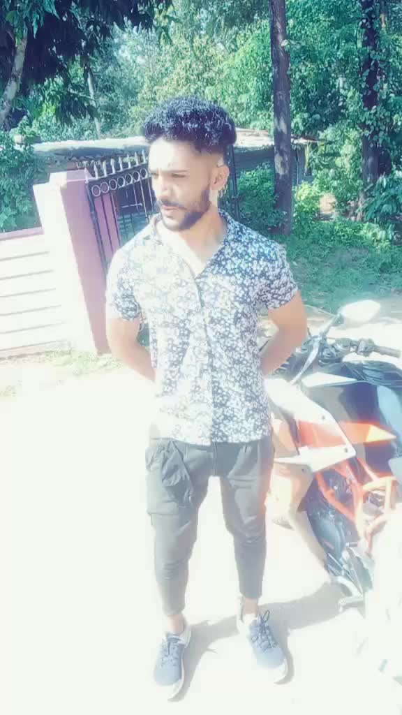 @RiYaZ :ibnuasainar