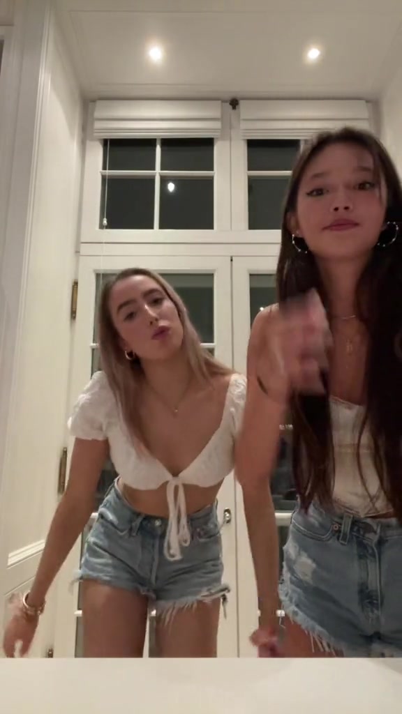 @Lily Chee