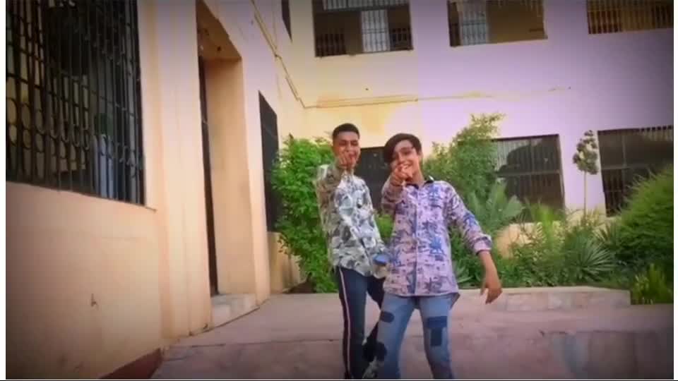 @😏I aM👊 bAcK 👊