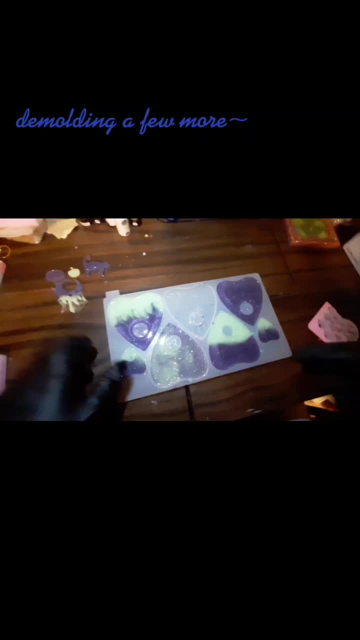 @ArtisticChickenButt