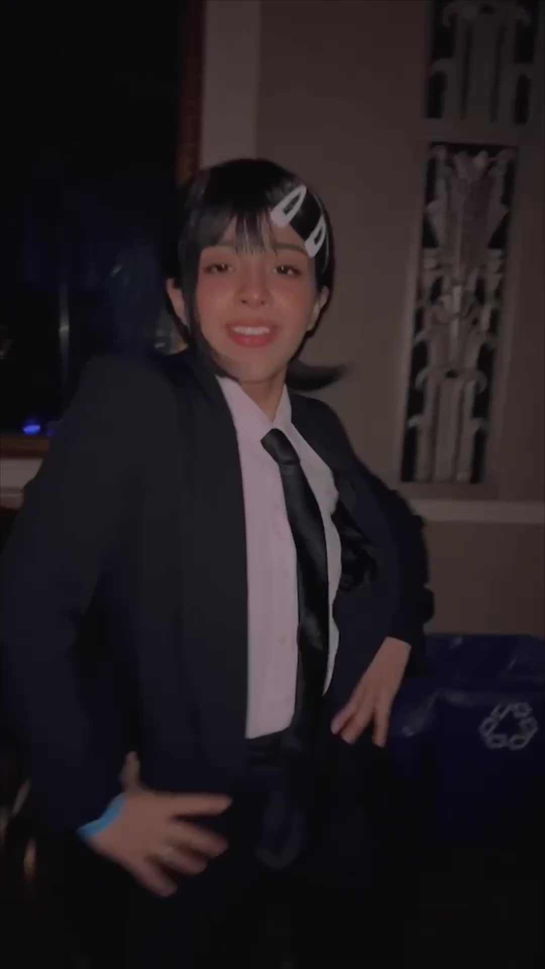 @𝐛𝐨𝐦𝐢