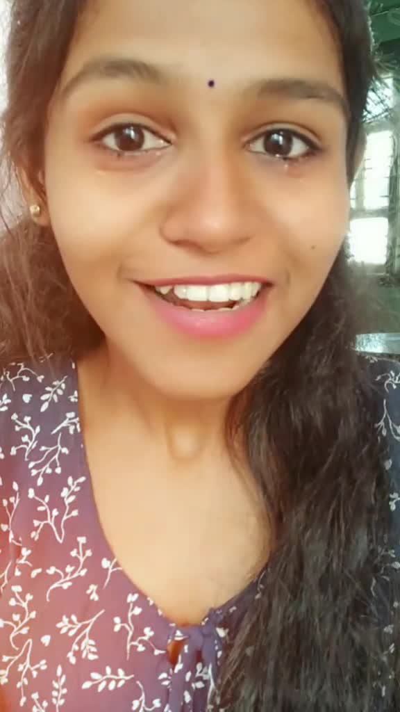@dhanya_shetty