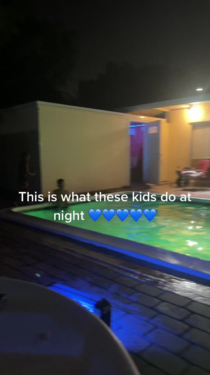 @ShellyBelly