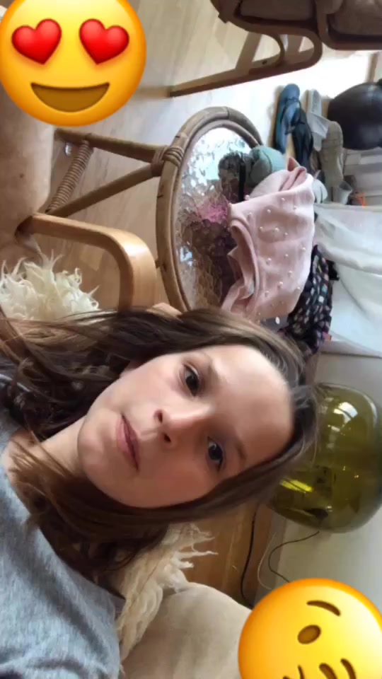 @Snälla följ mig!🥰