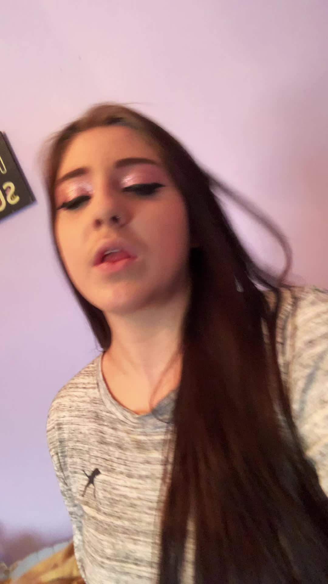 @Alexis 💕