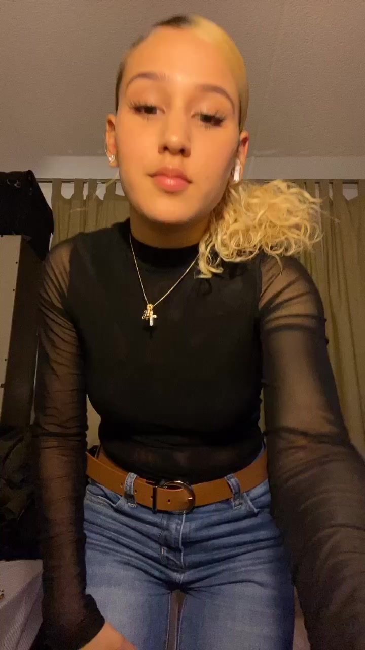 @_.angiexoxo