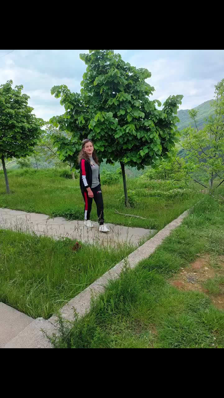 @Blerina hanoli -(2000),