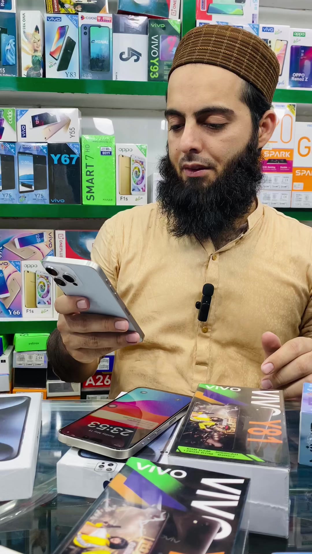 @LALA MOBILES😍