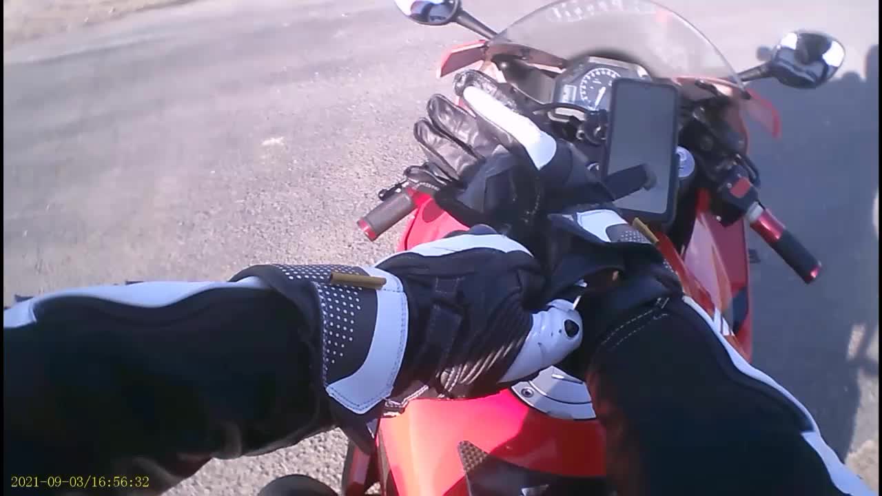 @Radek 🏍️