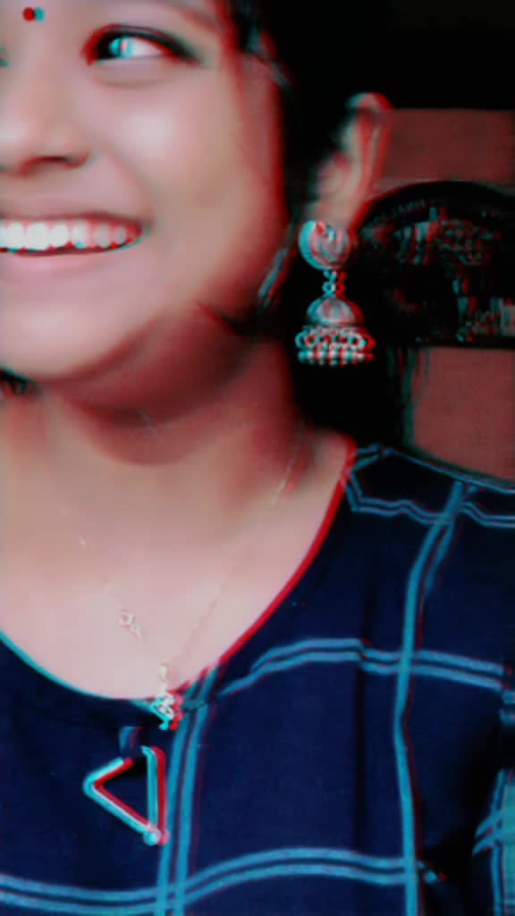 @👑Aishuutty 👑