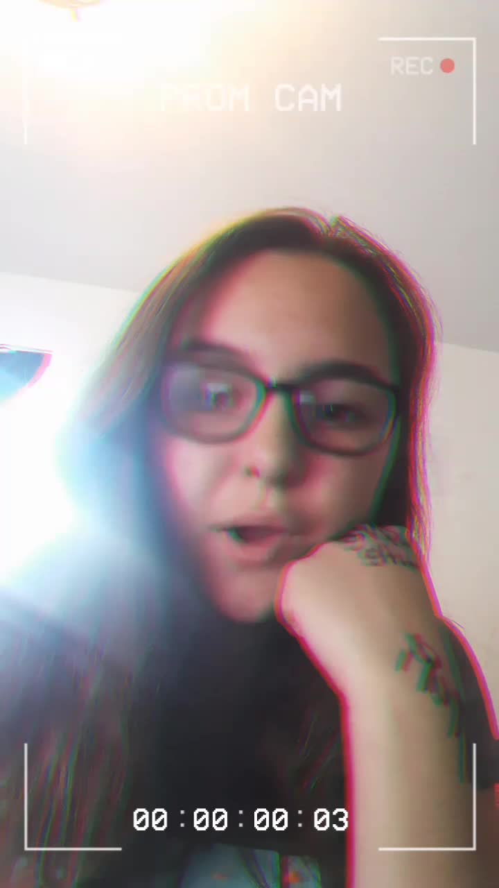 @shadowgothgirl