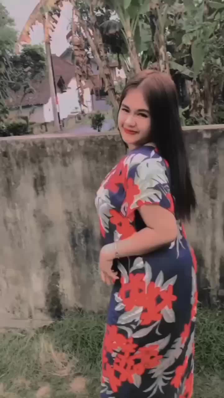 @nabilla trias