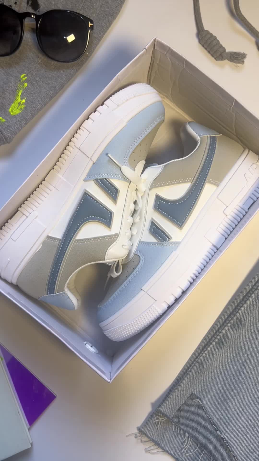 @elaine.pan