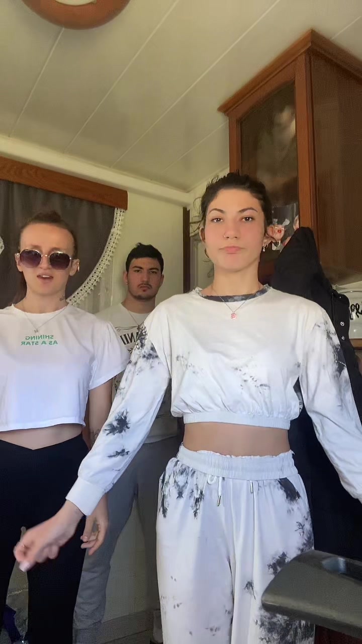 @MeganSaly