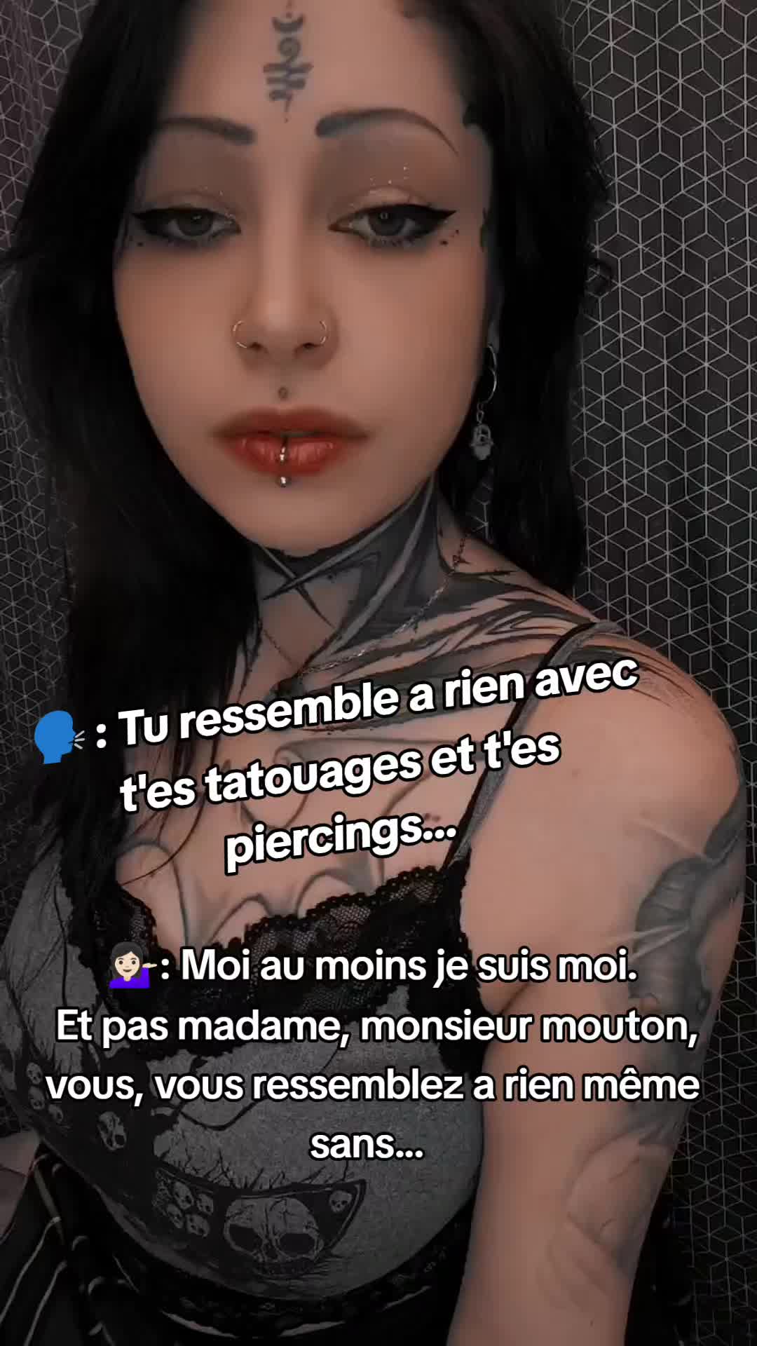 @𝗭𝗶𝘇𝗲𝗹 𝗗𝗼𝗹𝗹𝘇 . ✨🦇