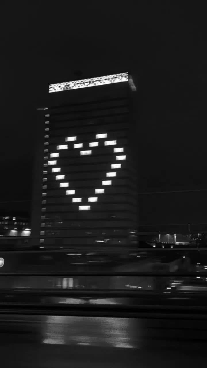 @🌙