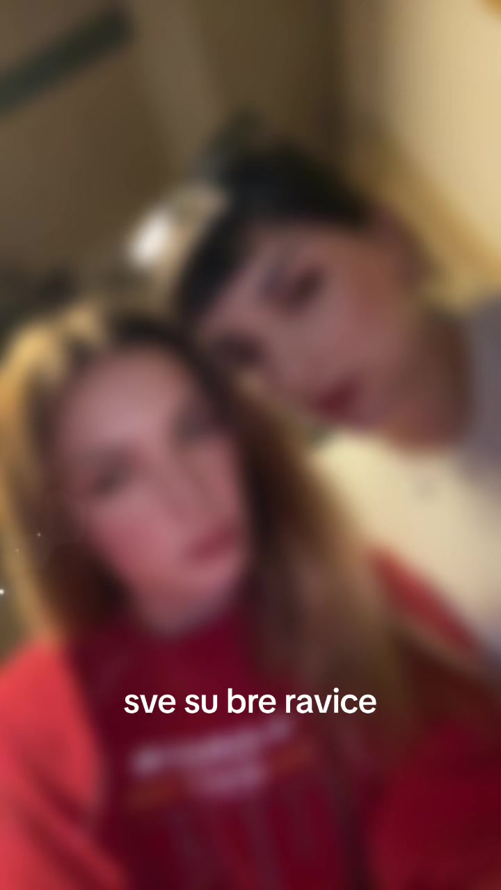@milica 😎 & teodora 🥀
