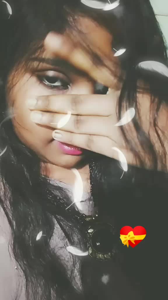 @unique girl