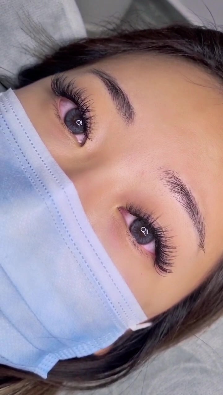 @fluffmylashes