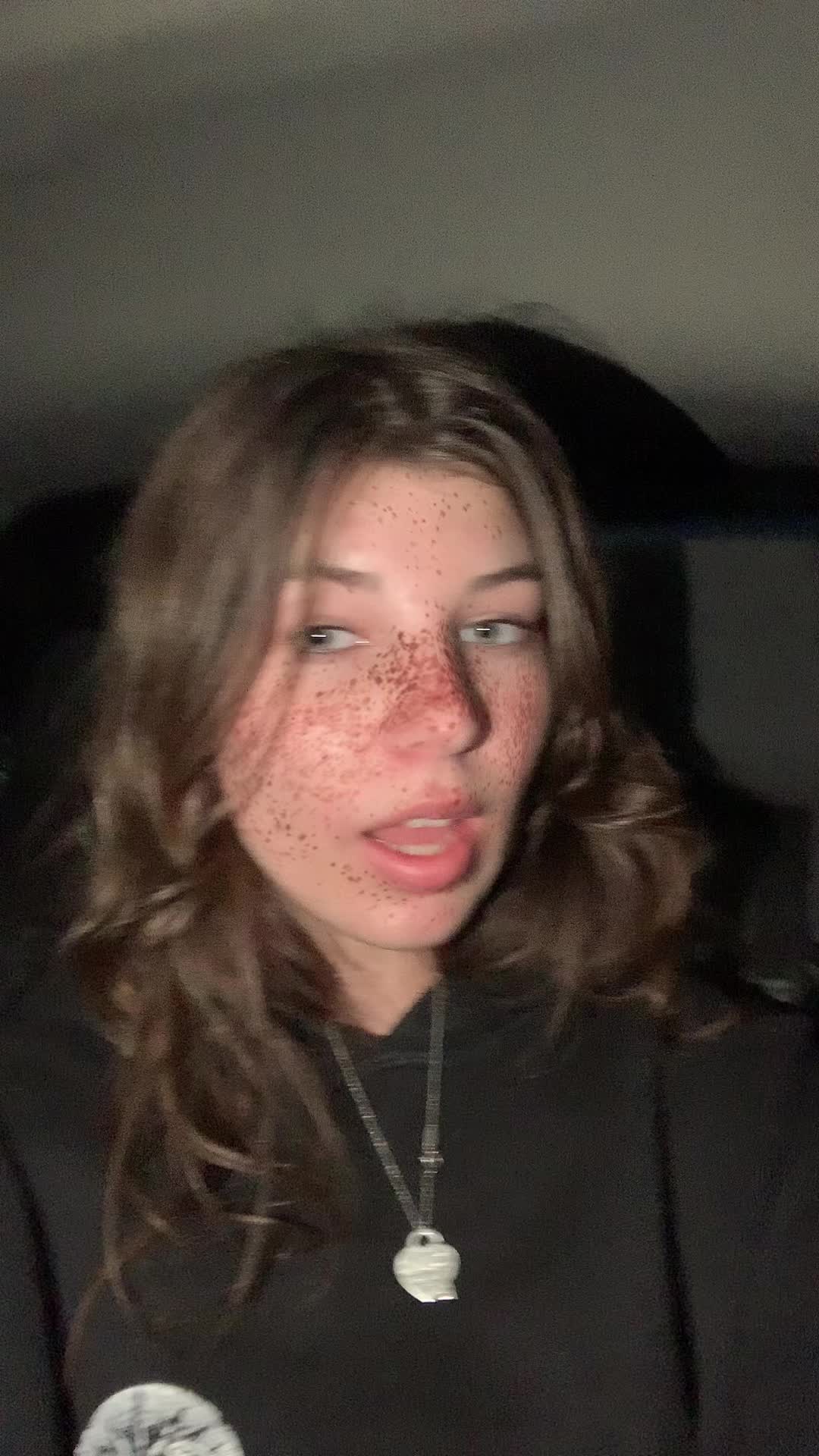 @Asii