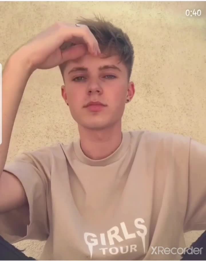 @HRVY fan♡♡♡♡