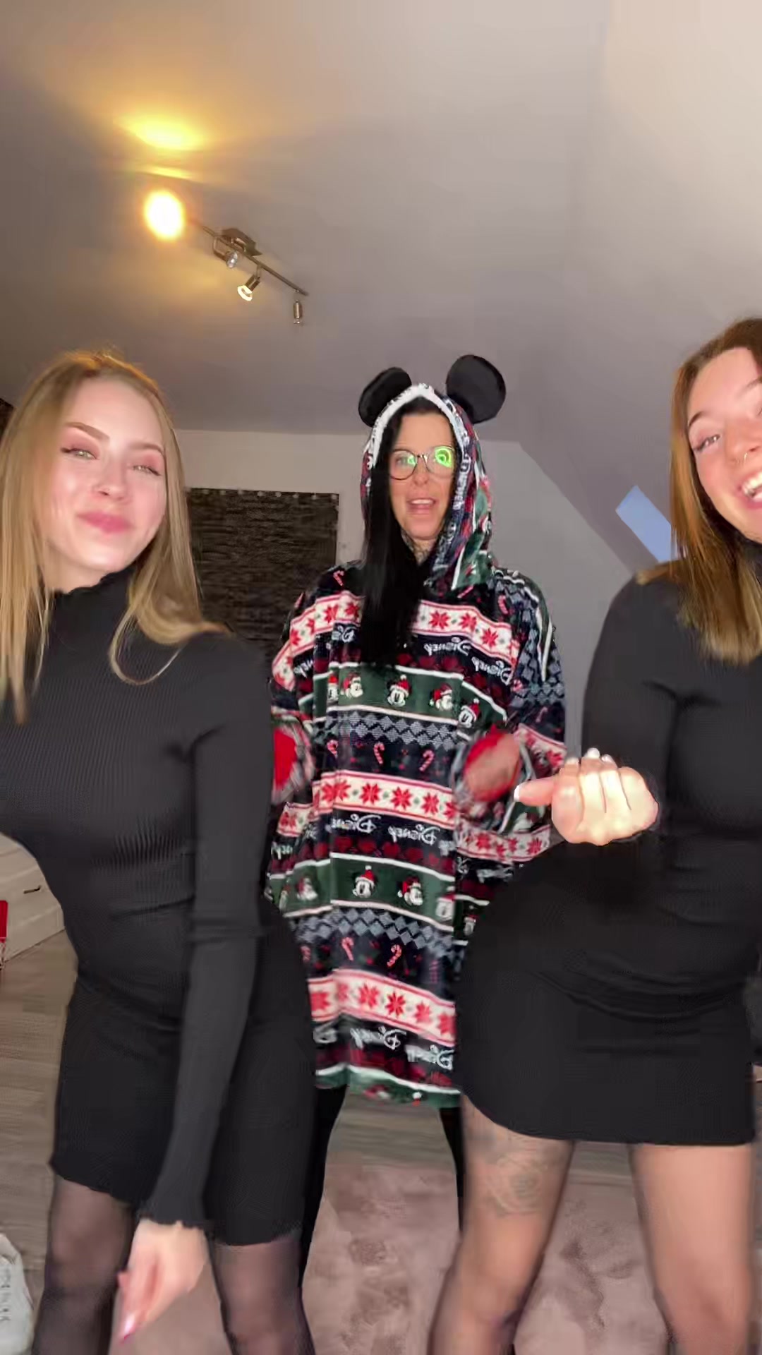 @SaidyJ